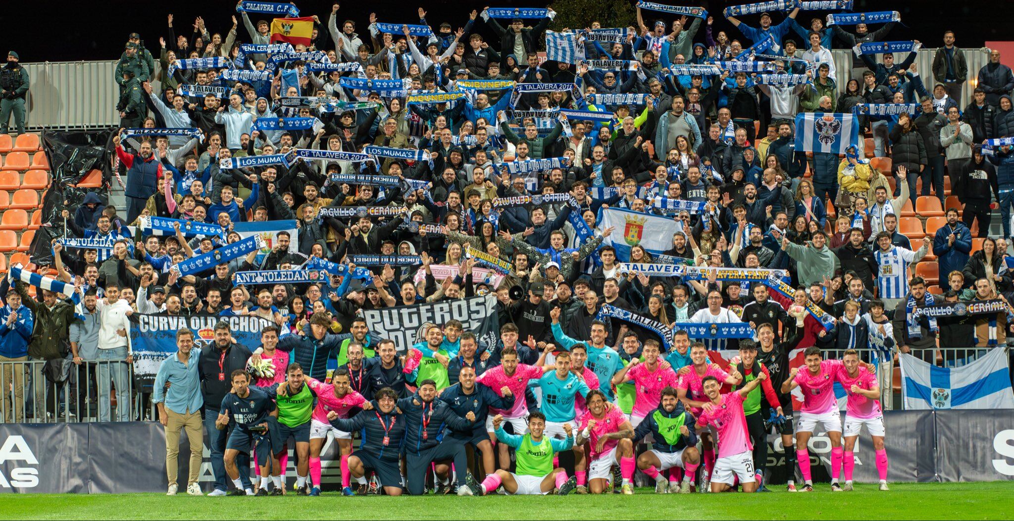 Afición del CF Talavera desplazada al Estadio Cerro del Espino