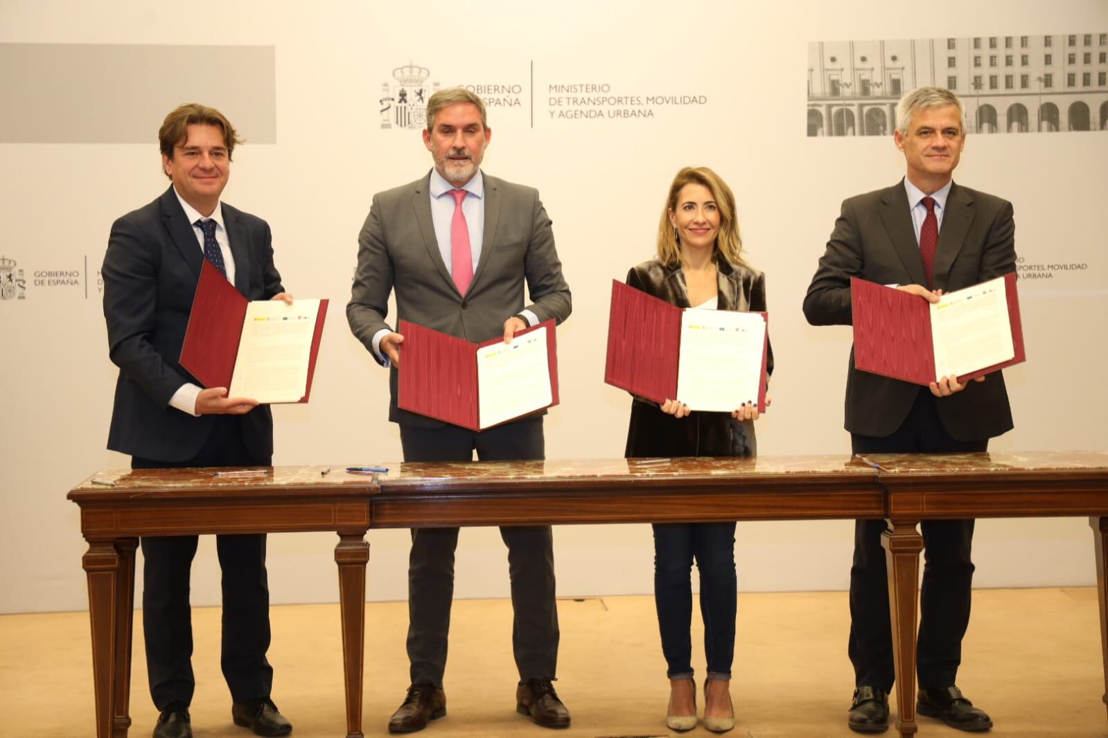 Ministerio Transportes, Movilidad y Agenda Urbana, Comunidad de Madrid y Ayuntamiento de Fuenlabrada han firmado el convenio de rehabilitación para viviendas de la zona centro de la ciudad.