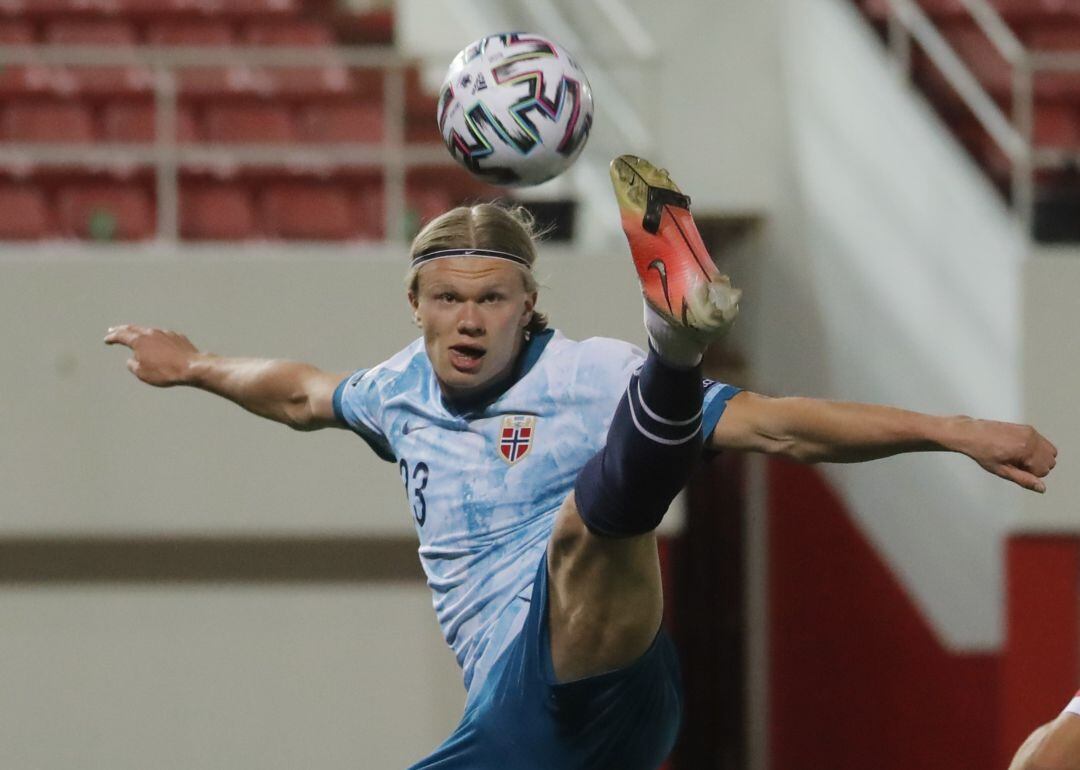 Haaland en el partido en Gibraltar.