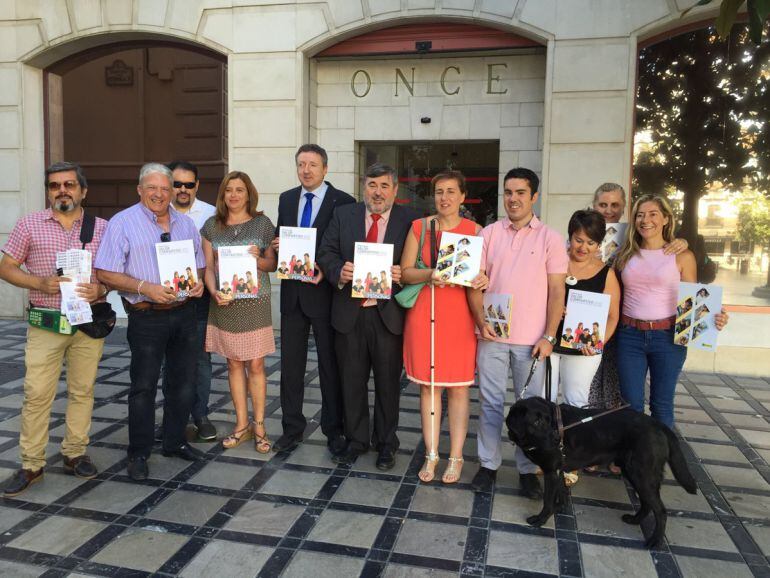 La ONCE presenta en Granada el resultado de su labor social en 2015