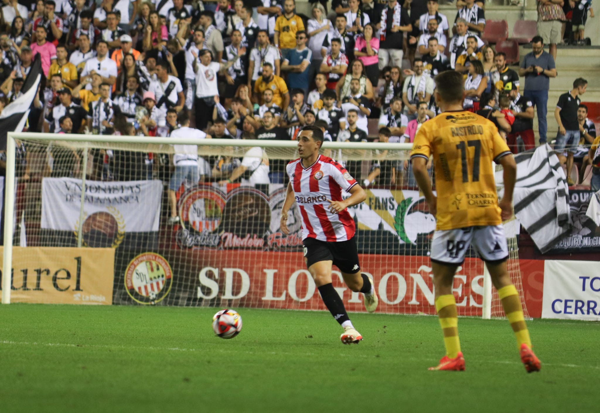 Imanol Ezkurdia, durante una acción del partido de la primera vuelta / SD Logroñés