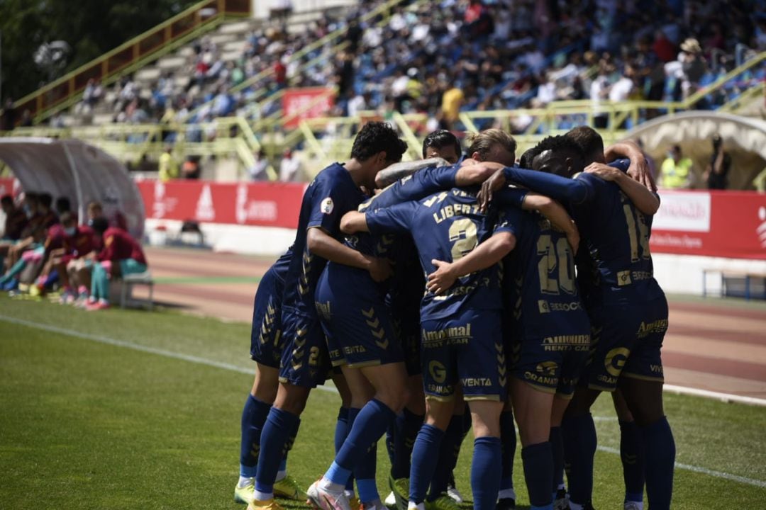 El UCAM celebra el pase a la última ronda