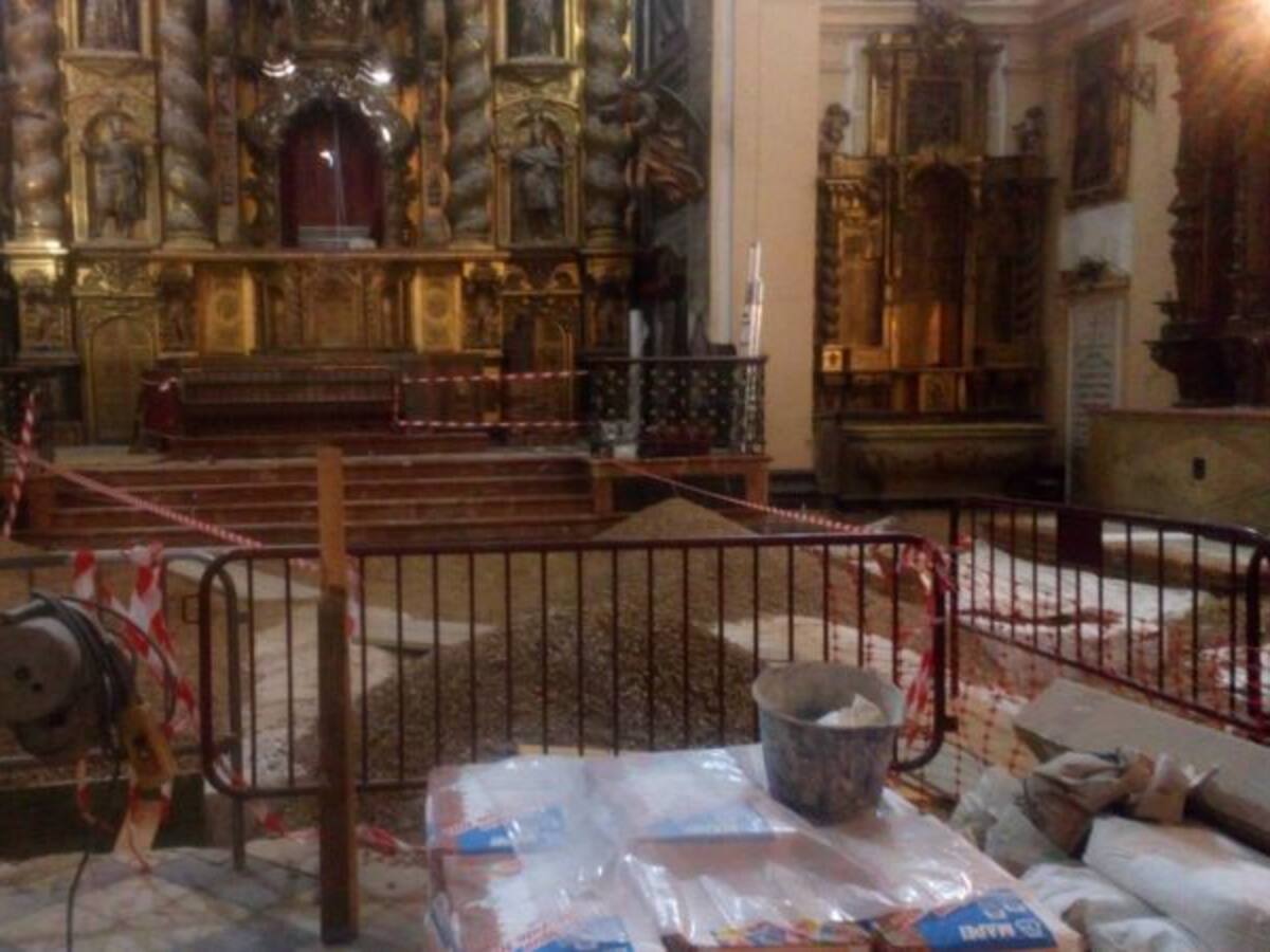 Las obras en Los Terceros sacan a la luz cinco criptas con enterramientos