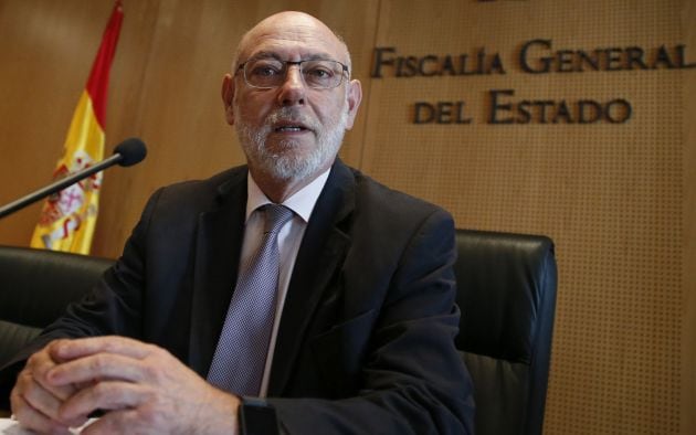 El fiscal general durante su comparecencia para anunciar la renuncia de Moix