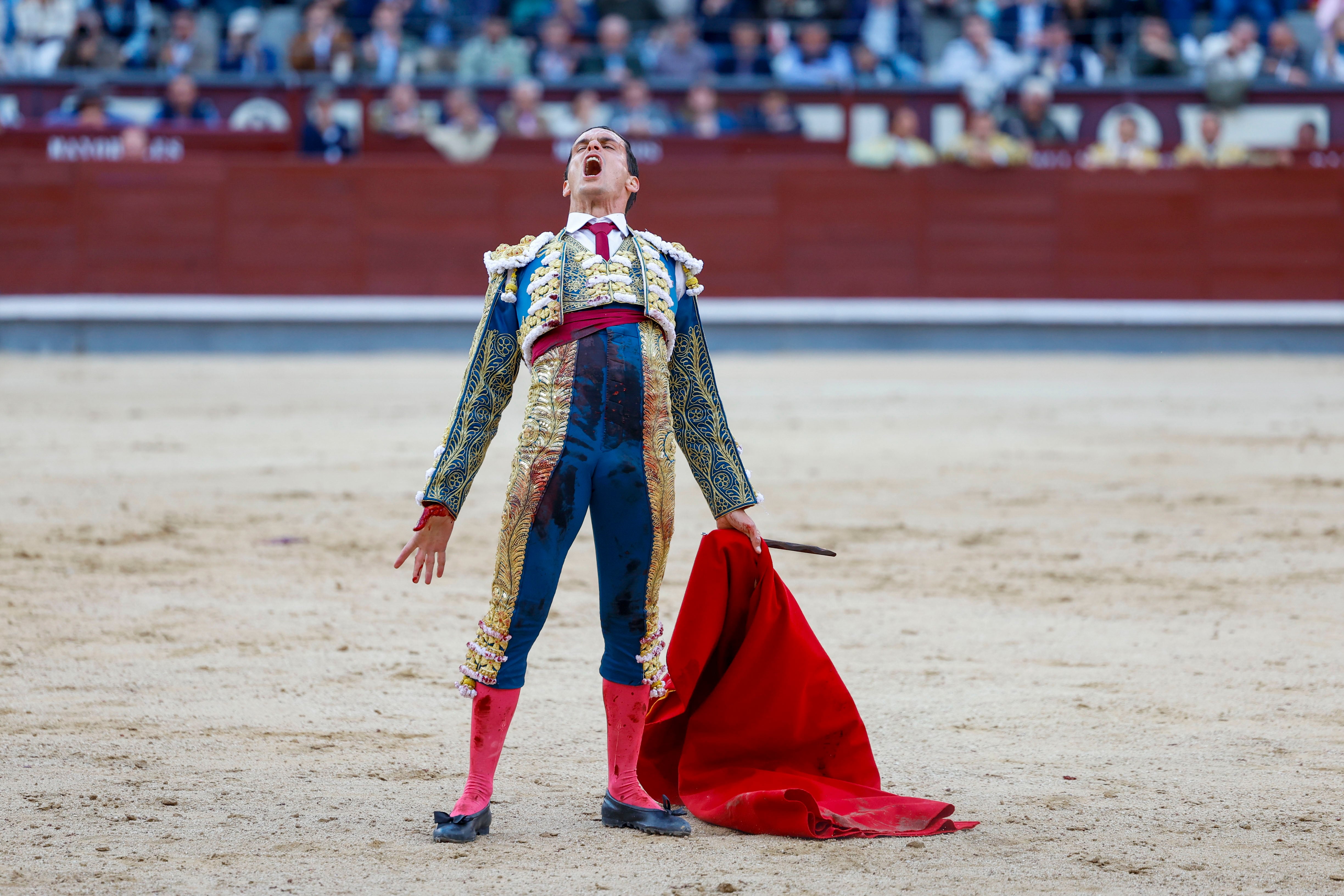 MADRID, 22/05/2024.- El diestro David Galván durante la undécima corrida de la Feria de San Isidro, con toros de la ganadería de El Torero, este miércoles en la Plaza de Toros de Las Ventas. EFE/Mariscal
