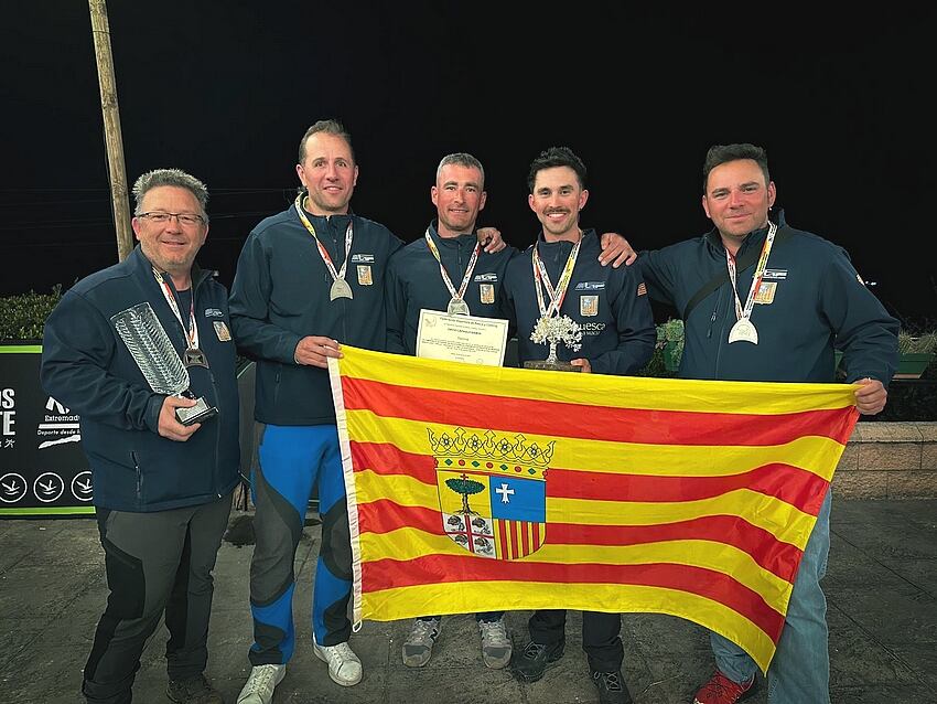 Aragón fue medalla de plata por equipos