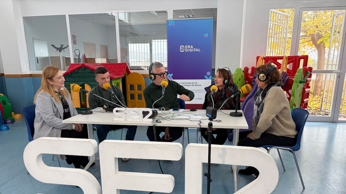 "Sólo poner fibra no sirve para que la gente se quede en el entorno rural". Hoy por Hoy visita Canara para conocer el programa 'Era Digital'
