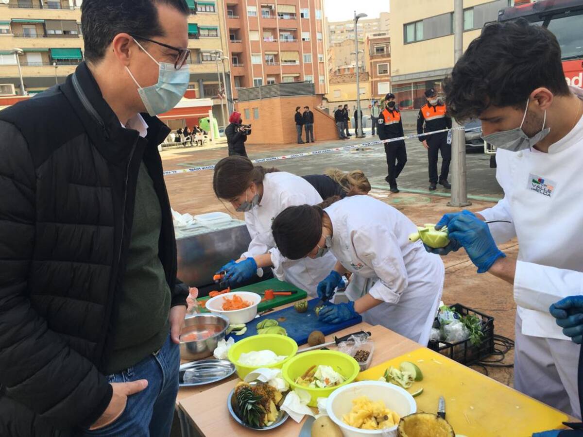 El Baúl del Estudio y del Empleo de Elda convierte a la ciudad en el epicentro de la orientación profesional