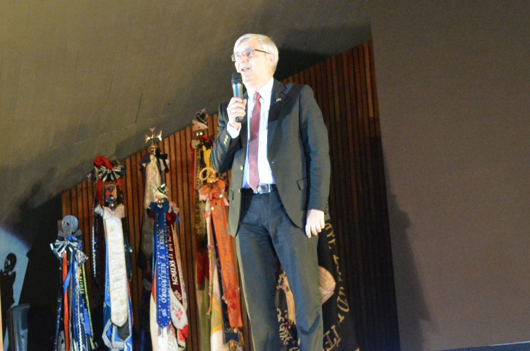 Pepe Blanes, pregonero de los Moros y Cristianos 2019 de Elda