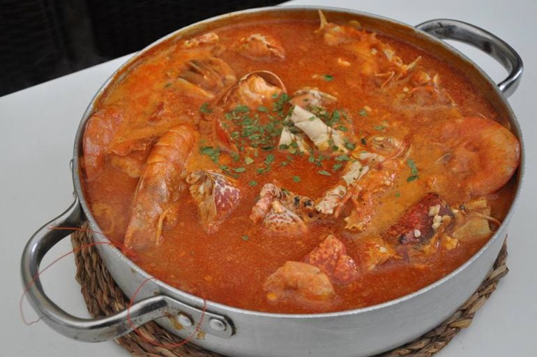 Un arroz caldoso con bogavante del restaurante Porto de Rinlo