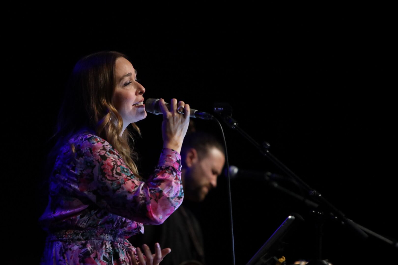 L'artista catalana Beth durant la seva actuació al SAM aquest passat cap de setmana.