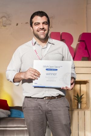 Oriol Tort recibe el premio ‘BBVA Open Talent’ por la aplicación Counterest