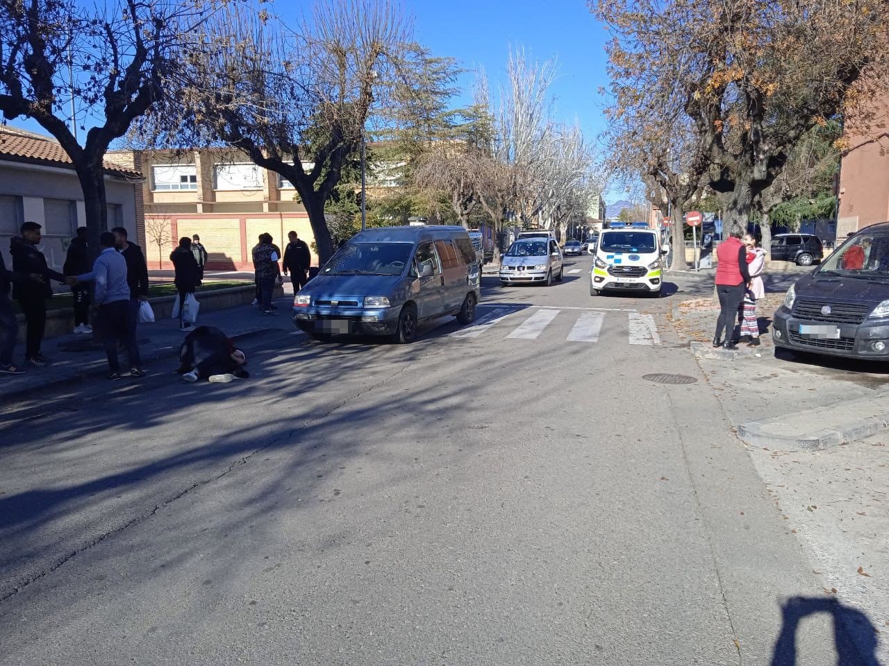 Imagen del suceso minutos después del atropello en la calle Valencia en Huesca