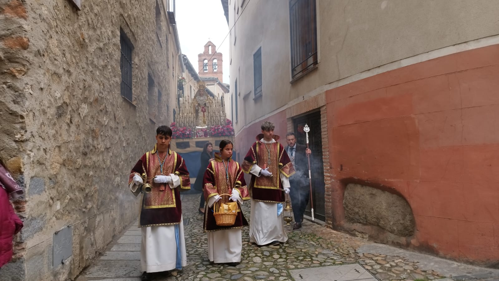 Imágenes de la procesión con la Virgen del Rocío