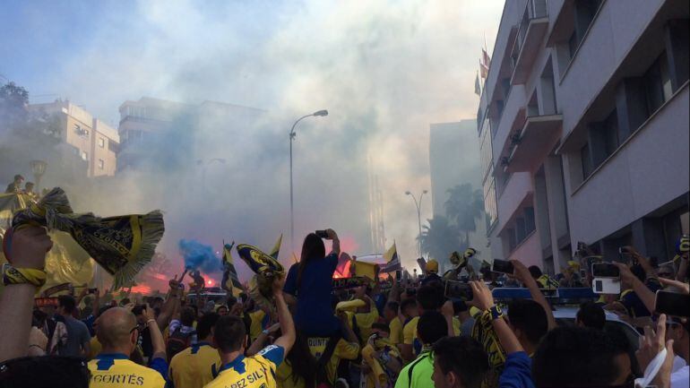 El Cädiz contará con el respaldo de la grada en Santander