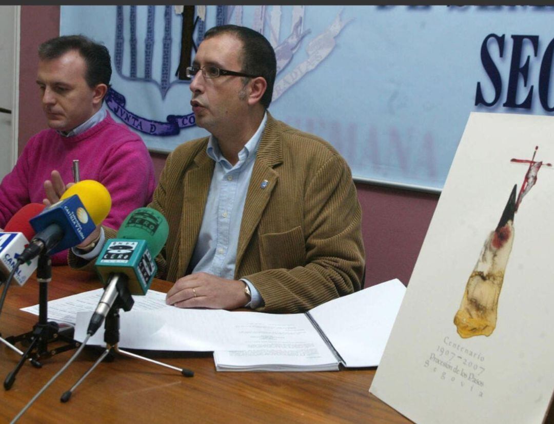 José Luis Huertas junto a David Santamera en su etapa de presidente de la Junta de Cofradías de Segovia