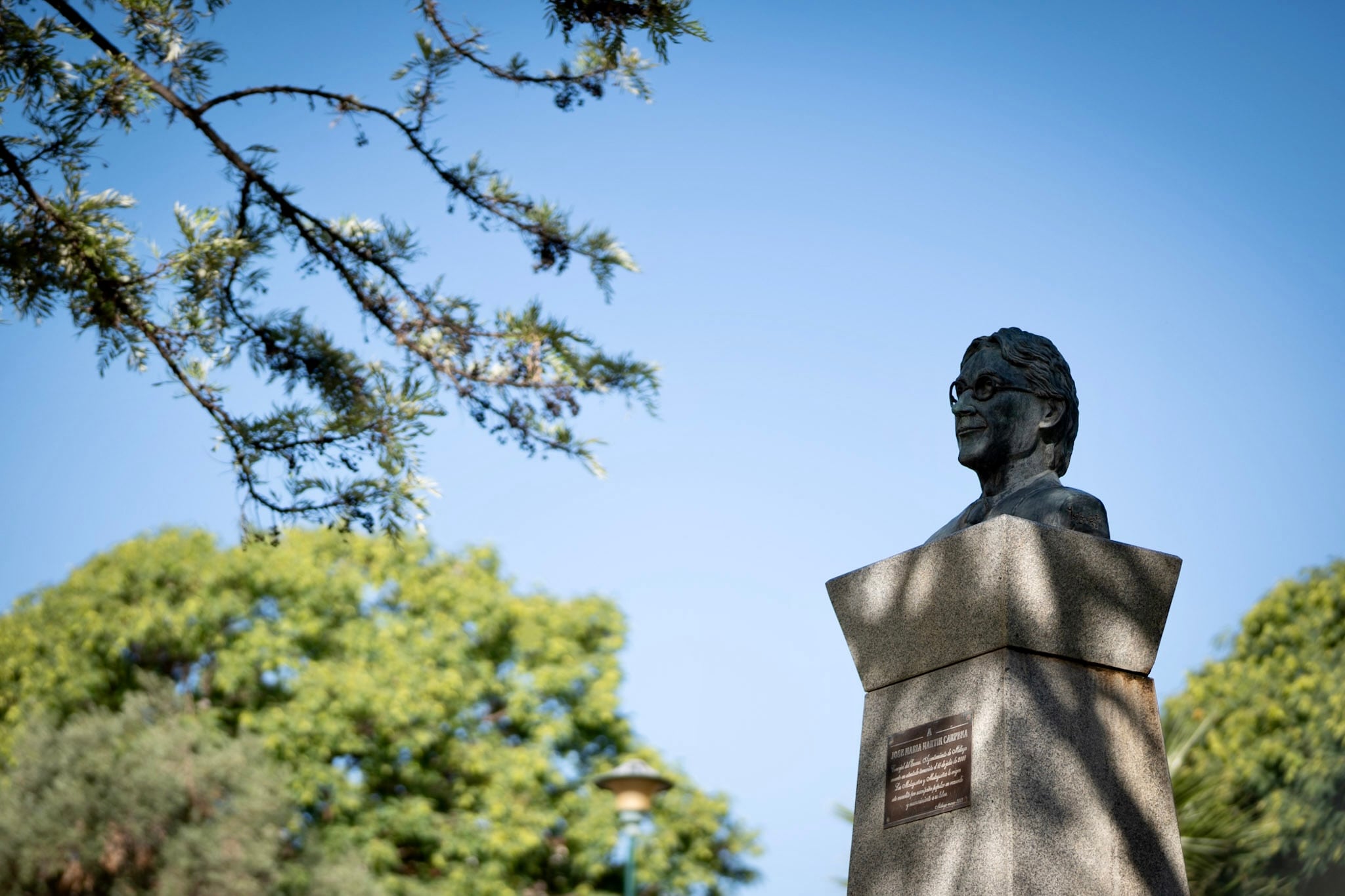 Homenaje a Martín Carpena