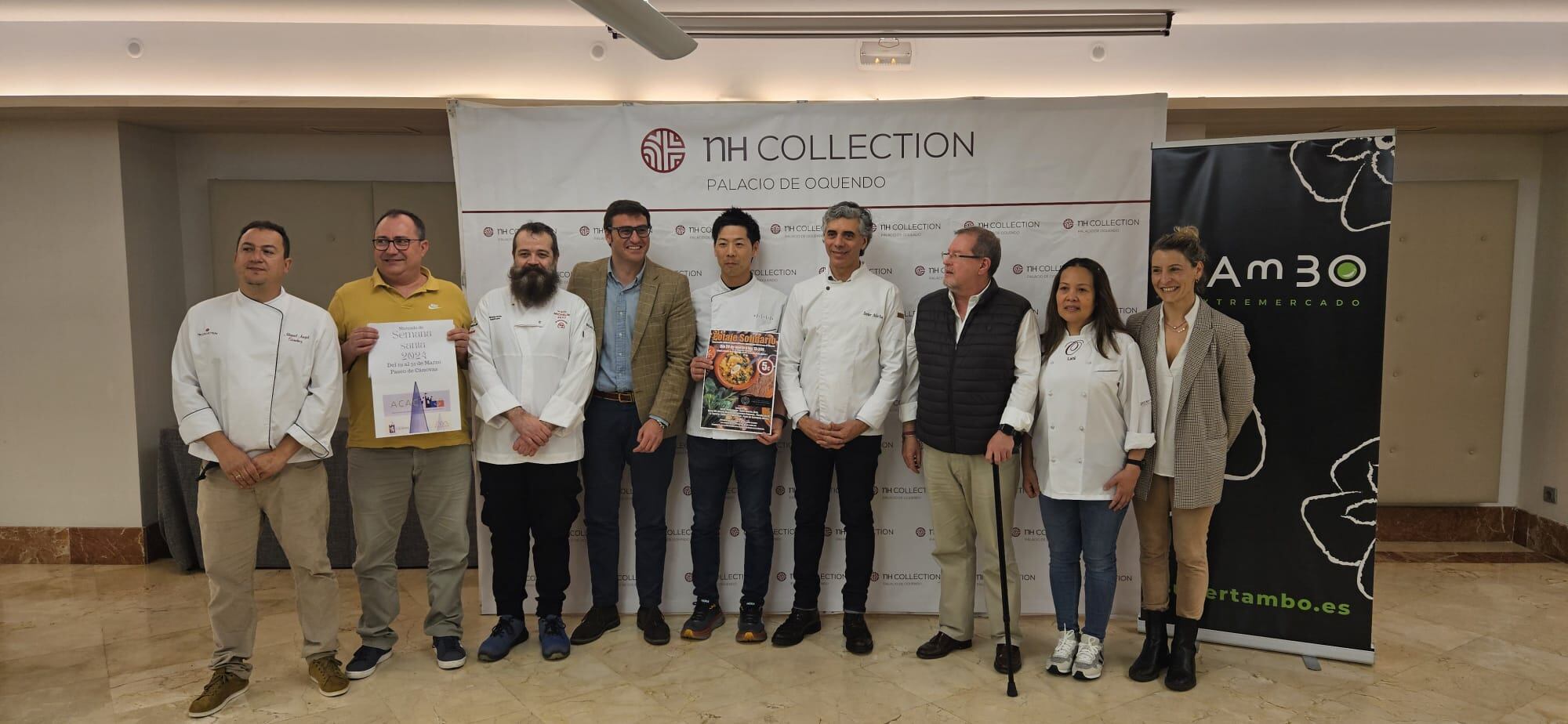 Presentación de la acción solidaria de la Asociación de Comerciantes y Artesanos de Cáceres con chefs de varios restaurantes de la ciudad.