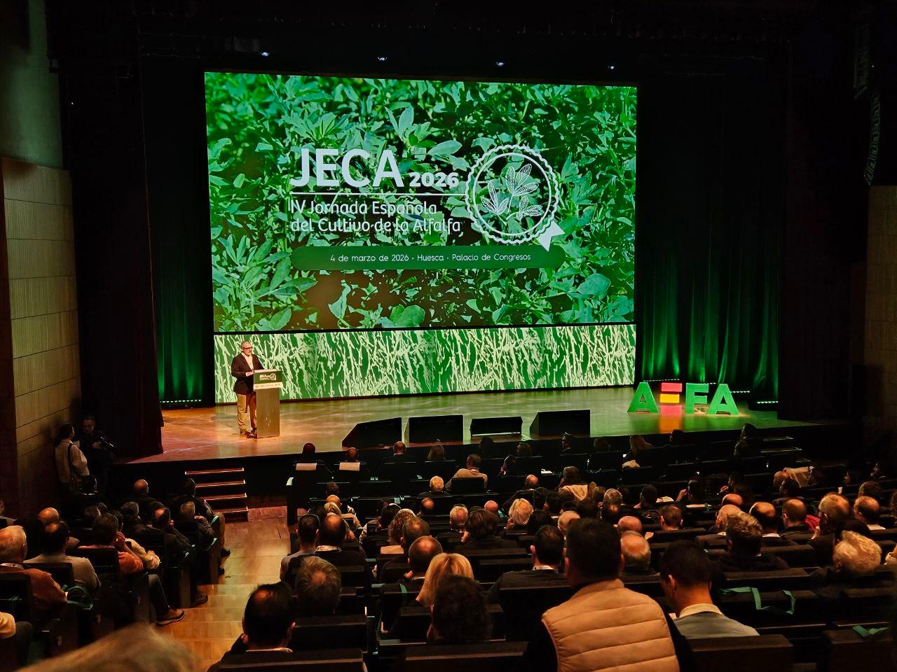 La Jornada Española del cultivo de la Alfalfa se ha celebrado en el Palacio de Congresos de Huesca