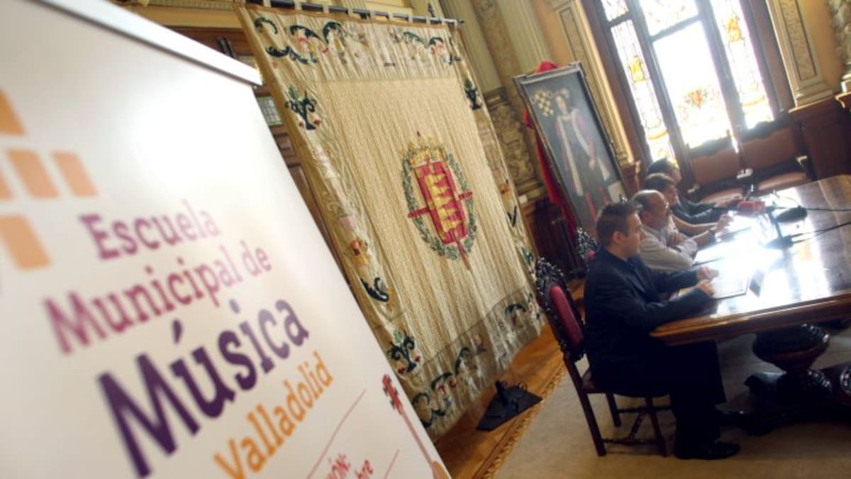 Educación garantiza las matrículas a los alumnos de la Escuela de Música