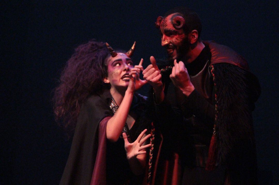 Els Pastorets finalitzen les funcions amb un ple gairebé absolut.