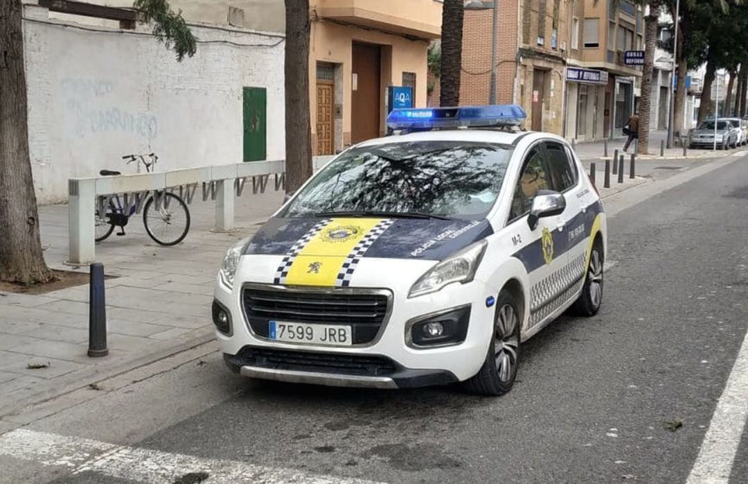 Coche de patrulla de la Policía Local de Catarroja.