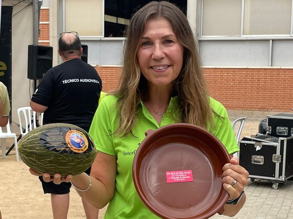 Suzie Hamer, atleta del Club Atletismo de Elda, vencedora de la media maratón de Torrellano.