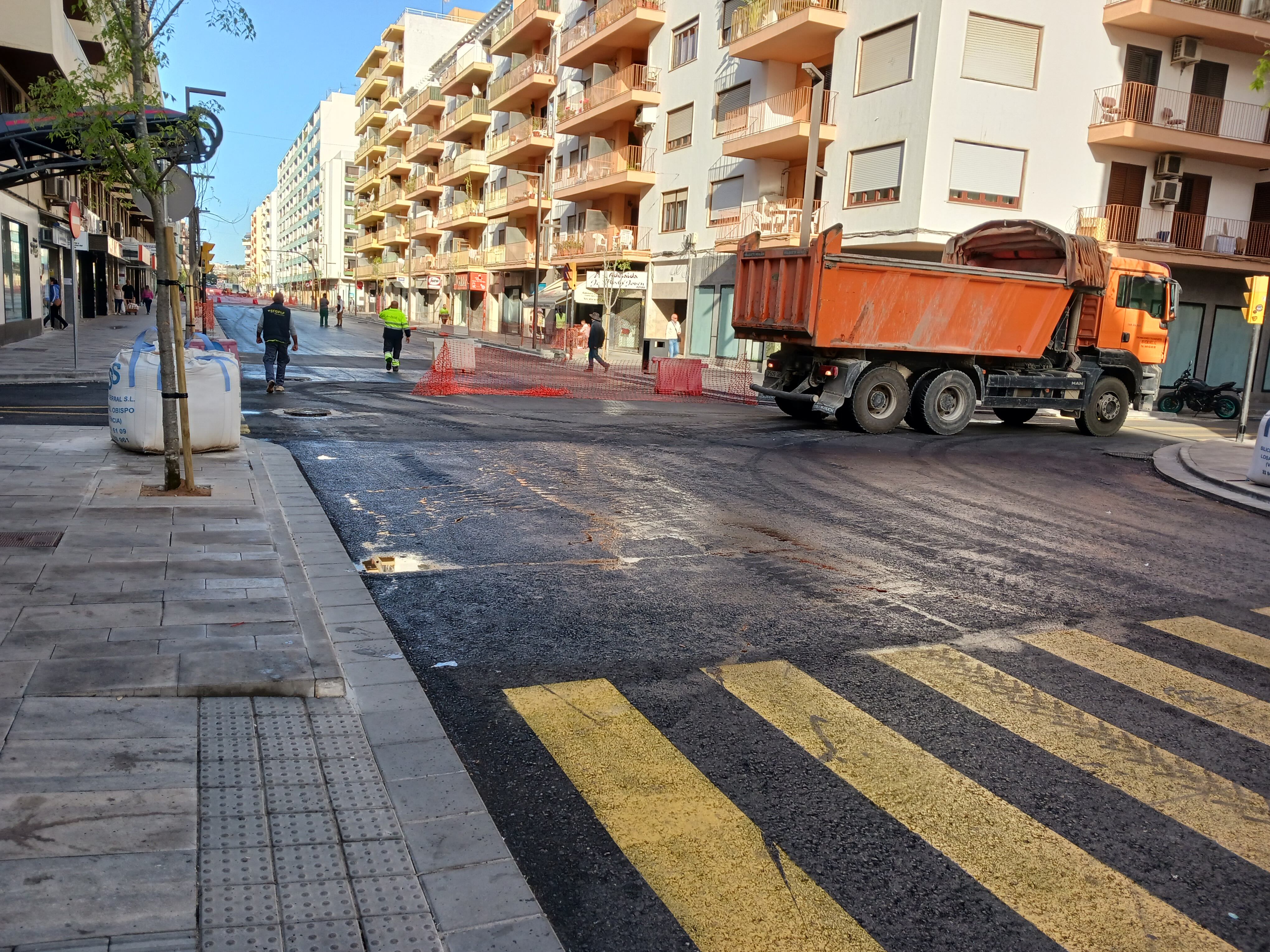 Trabajos de asfaltado de Isidor Macabich