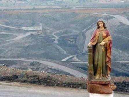 Santa Bárbara, dominando la explotación a cielo abierto de Encasur