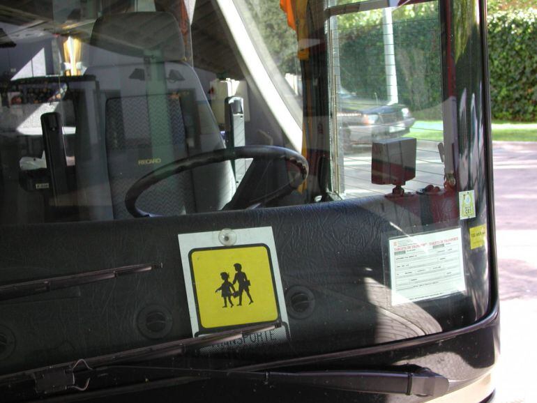 Un autobús escolar antes de empezar la ruta.