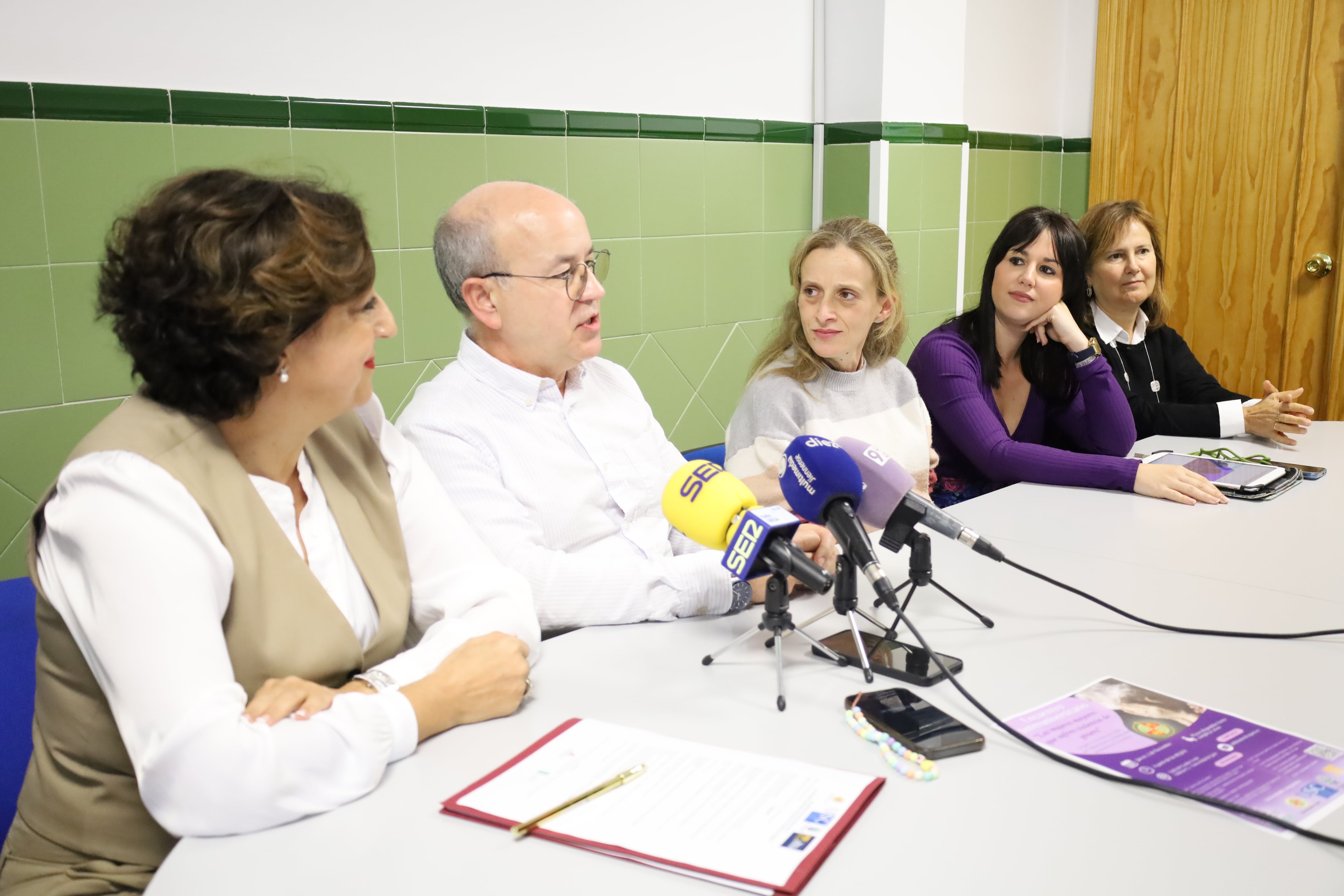 Encuentro sobre violencia de género en Úbeda