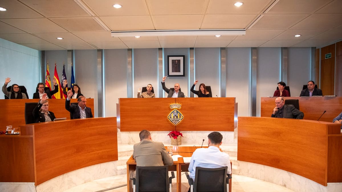 El Consell de Ibiza aprueba el presupuesto "más social" y el PSOE dice que es "una chapuza"