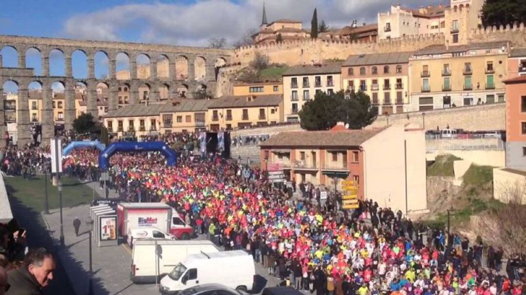 Salida de la Media Maratón Ciudad de Segovia