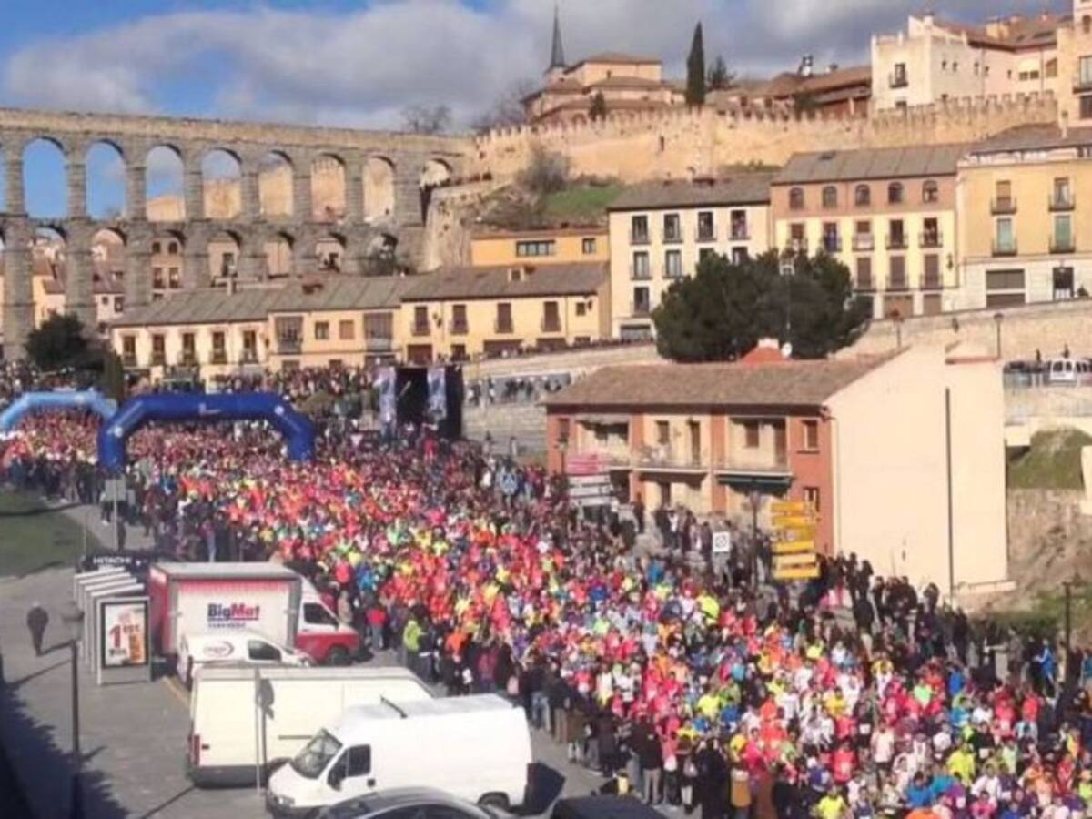 La media maratón Ciudad de Segovia supera los 2.300 atletas
