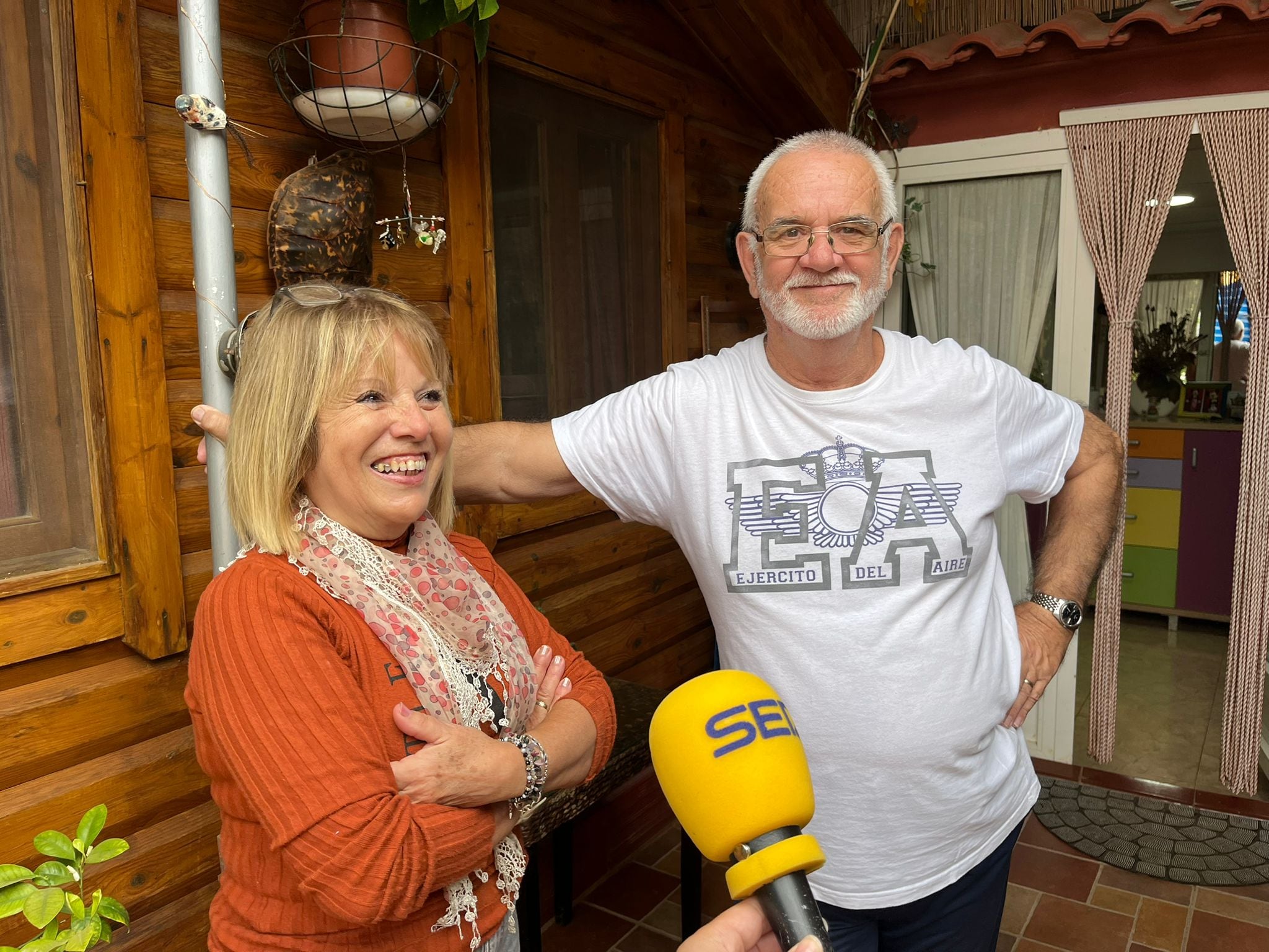 María y Pepe, testigos de la DANA y guardianes de una vida tranquila en Villas Caravaning