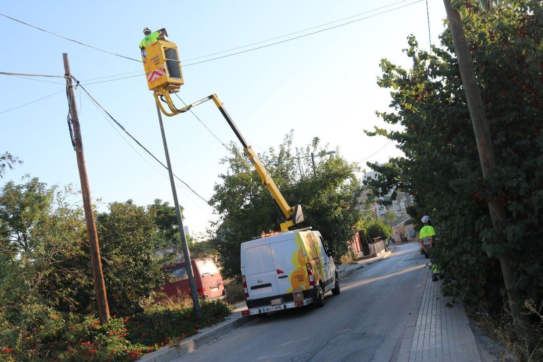 El total de puntos de luz instalados en el municipio es de 104.782 hasta el pasado mes de junio con una potencia total de 11.428 kW 