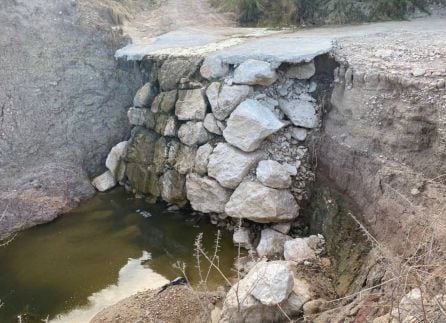 Estado en el que quedó uno de los caminos afectados por la tormenta del pasado mes de agosto