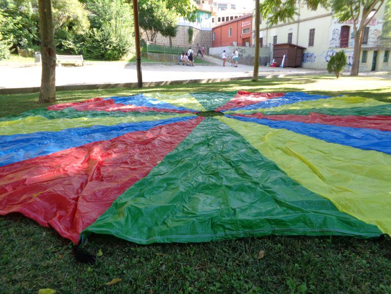 El parque de la Isla es el lugar más fresco y céntrico para los juegos y actividades 