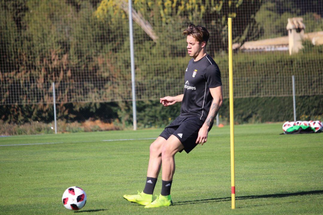 Josua Mejías durante un entrenamiento