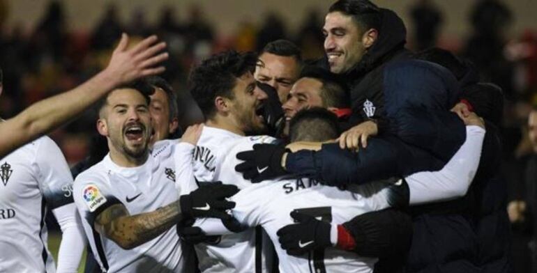 El Sporting se acerca a los puestos de ascenso directo