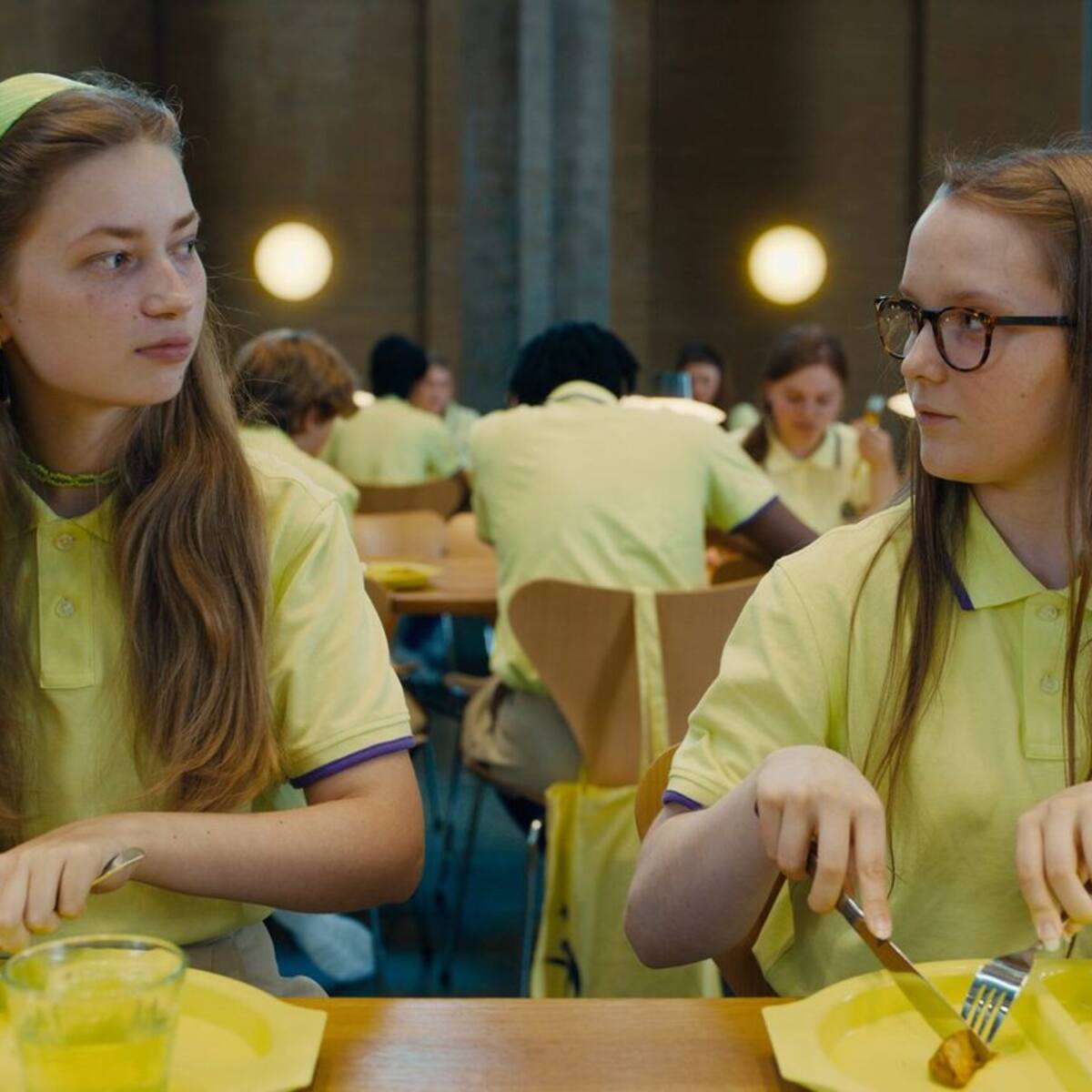 Cannes 2023 | Jessica Hausner disecciona la obsesión por la comida y las dietas en la inquietante y ambigua 'Club Zero'