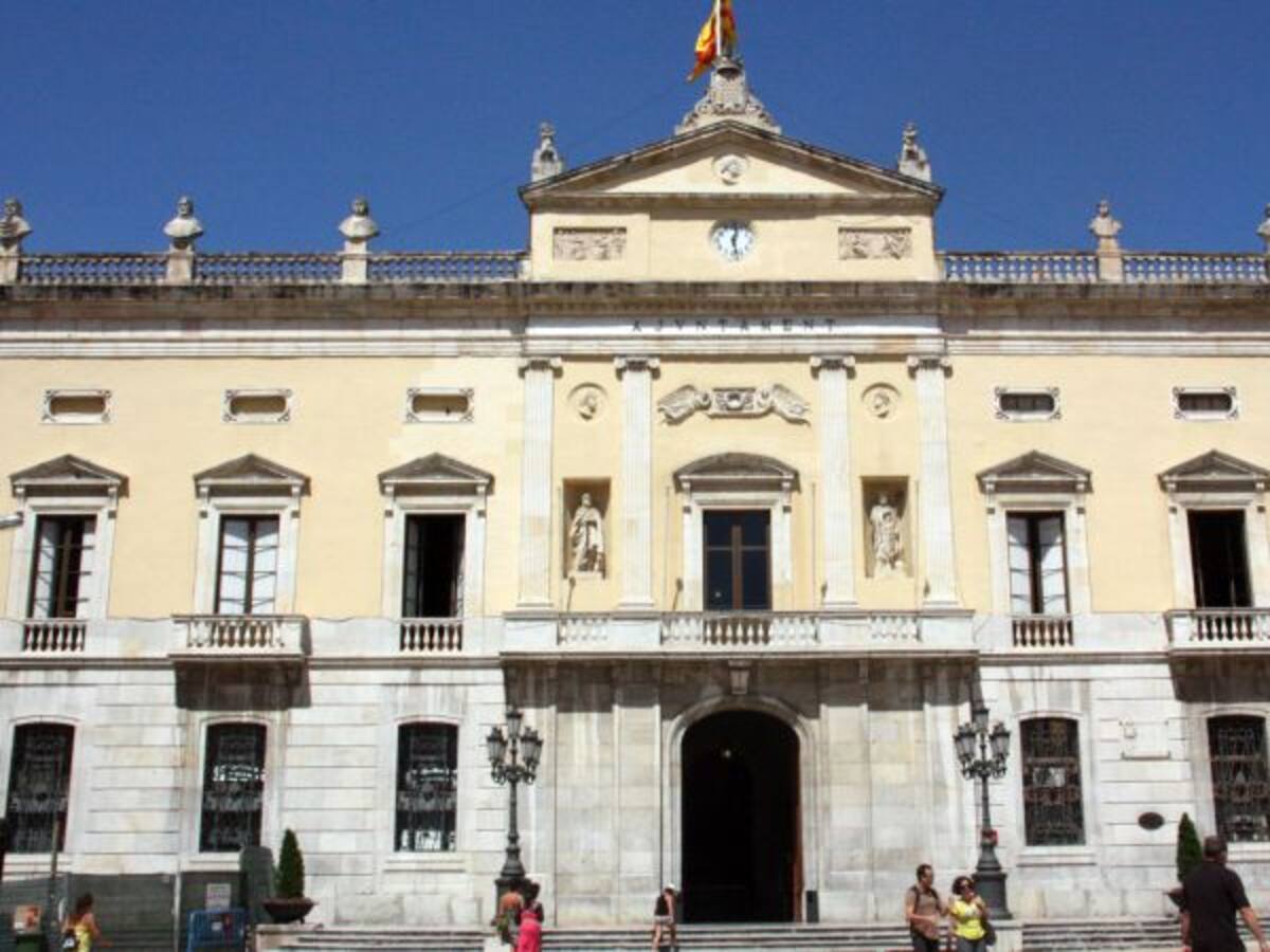 Ballesteros es comença a plantejar l'escenari de pactes