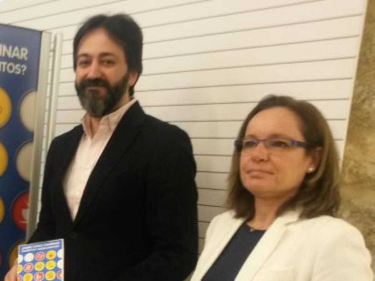 Interaciones de medicamentos con alimentos y plantas