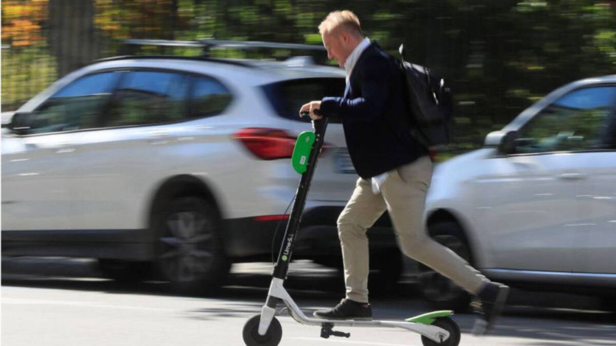 Los usuarios de patinete que no tengan carnet de conducir necesitarán una autorización de la Policía Local