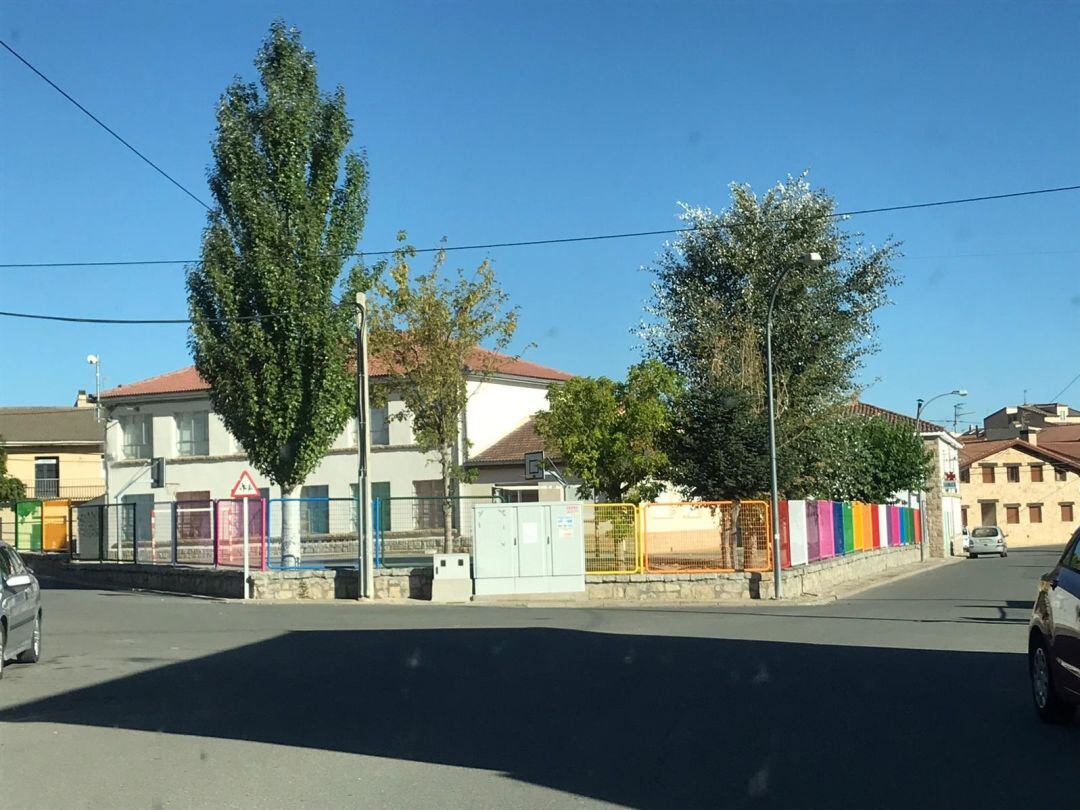 Colegio Virgen del Carmen de Zarzuela del Monte 