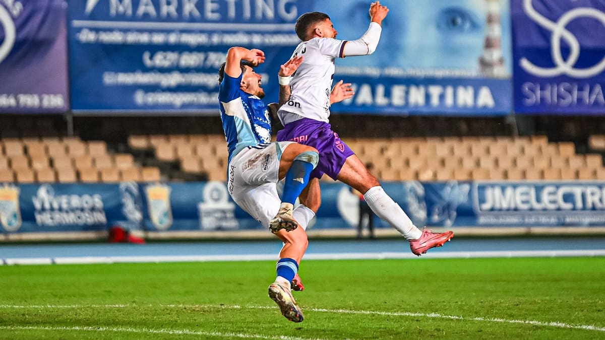 La peor primera parte de la nueva era Herrero acaba con la derrota del Real Jaén ante el Xerez CD (1-0)