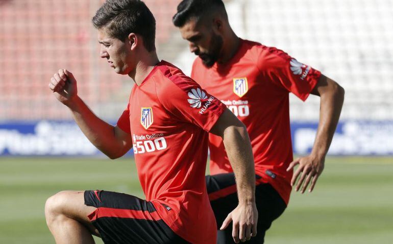 Luciano Vietto, en su primer entrenamiento con el Atlético de Madrid.