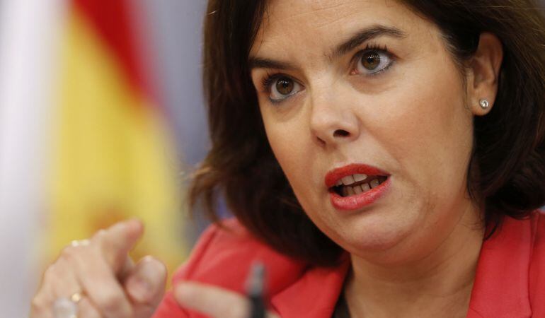 La vicepresidenta del Gobierno en funciones, Soraya Sáenz de Santamaría, durante la rueda de prensa posterior a la reunión del Consejo de Ministros.