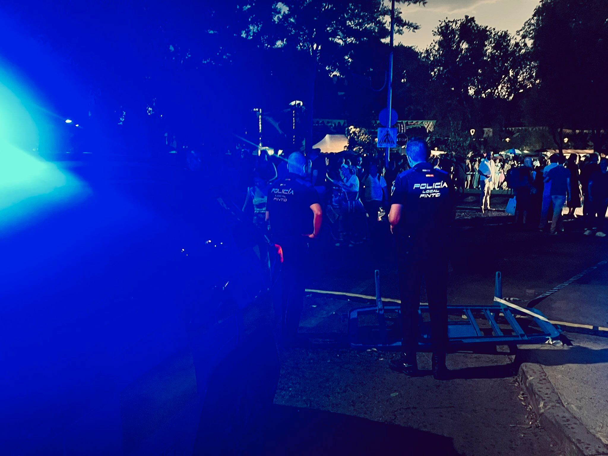 Dos agentes locales en la Feria Renacentista