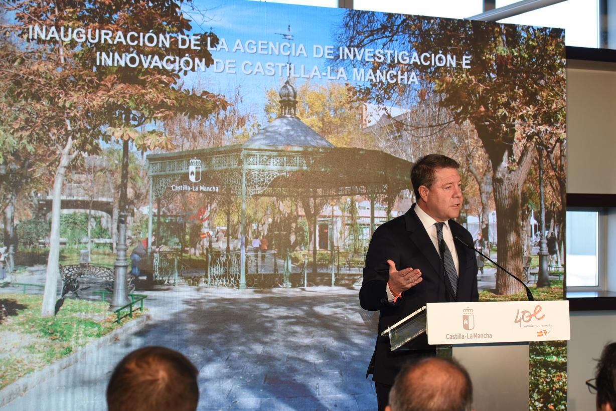 ge, durante la inauguración del INNOCAM en Puertollano